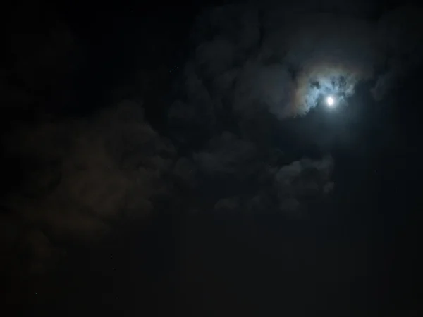 Nachtklug mit Sternen und Mond — Stockfoto