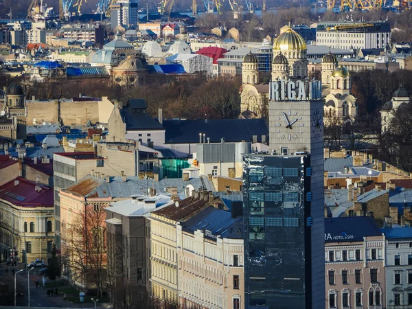 Panoramę Rygi z jednym budynków — Zdjęcie stockowe