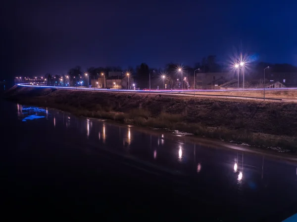 Coche Líneas de luz en la carretera — Foto de Stock
