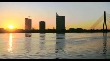 Riga'da günbatımı timelapse