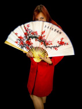 Kız Japon fan saklanıyor.