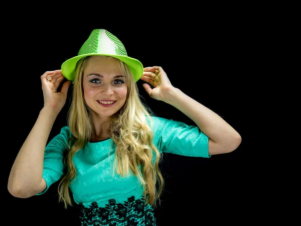 Retrato de mulher bonita em vestido verde . — Fotografia de Stock