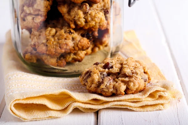 Yulaf ve kuru üzüm kurabiyeleri — Stok fotoğraf