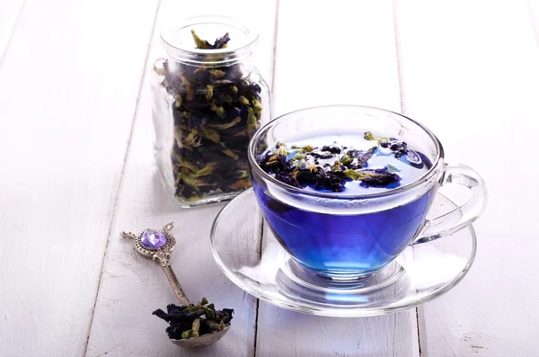 Chá azul de ervilha borboleta — Fotografia de Stock