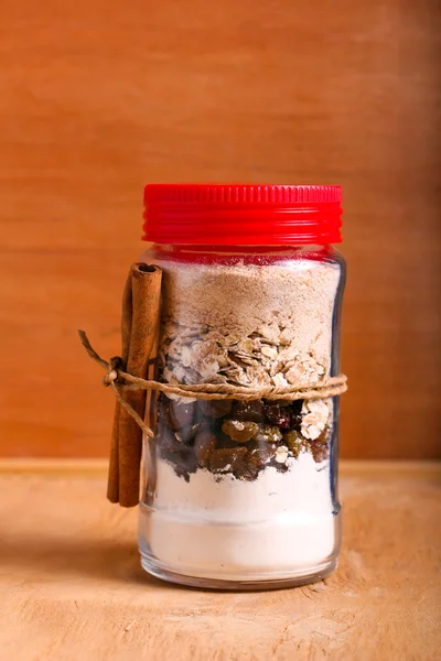 Oat and raisin cookie kit in a jar — Stock Photo, Image