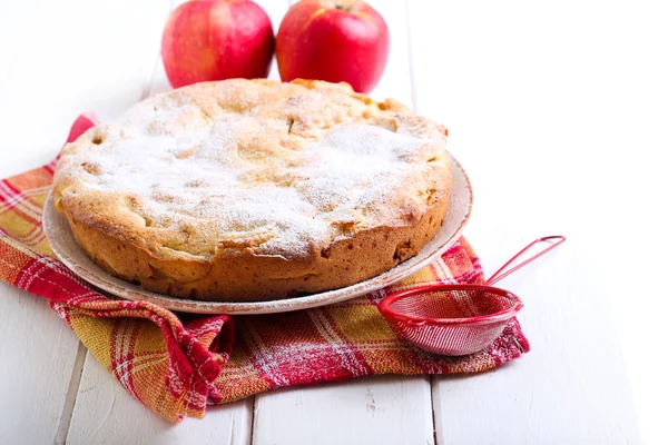 Tort de mere cu zahăr cu gheață — Fotografie, imagine de stoc