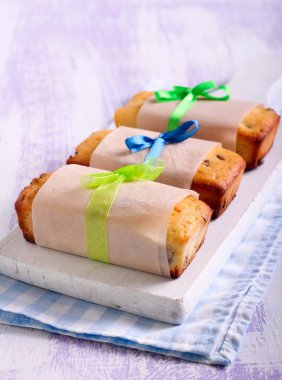 Gemide kuru üzüm ile Mini somun