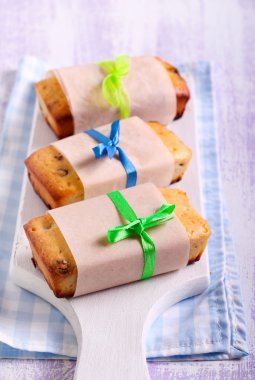 Gemide kuru üzüm ile Mini somun