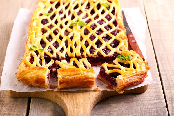 Berry puff pastry lattice  pie — Stock Photo, Image