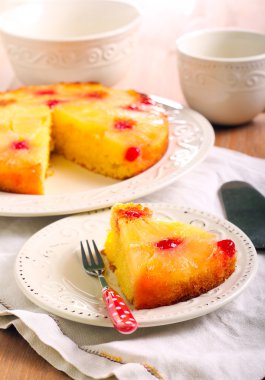 pasta aşağı ters ananas 