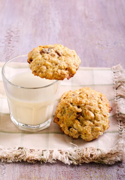 Soubory cookie kus bílé čokolády — Stock fotografie