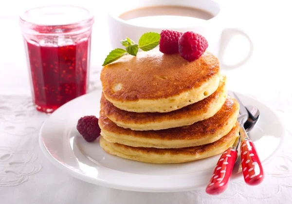 Stack of fluffy pancakes — Stock Photo, Image