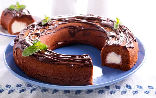 Chocolate freezer cake with ice cream — Stock Photo, Image