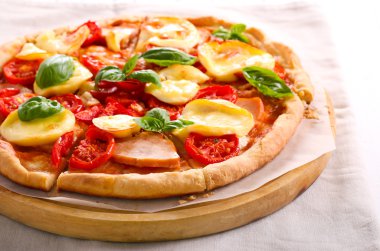 ev yapımı pizza gemide