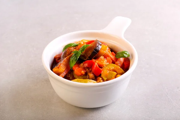 Vegetable stew in a bowl — Stock Photo, Image