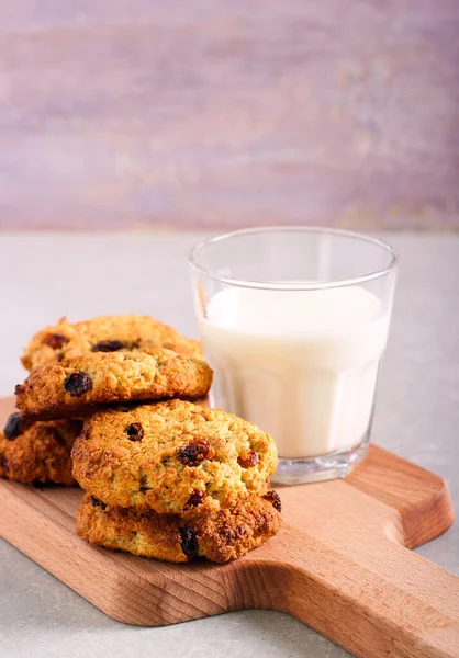 Oat Raisin Cookies Glass Milk — Stock Photo, Image