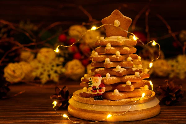 Gingerbread Christmas Tree Cookies Wooden Background — Stock Photo, Image