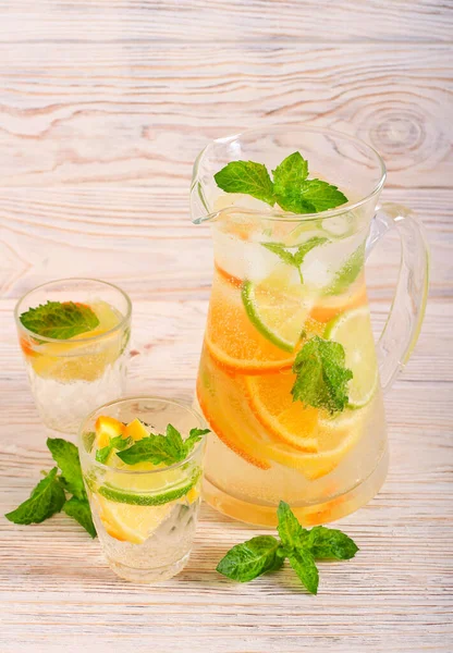 Citrus Mint Lemonade Jar — Stock Photo, Image