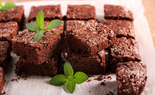 Fette Torta Cioccolato Brownies Carta Forno — Foto Stock