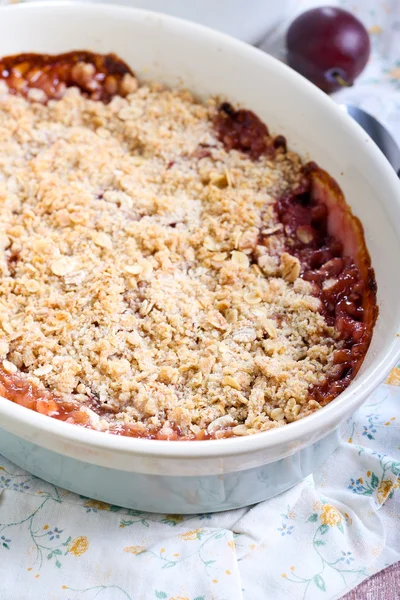 Fruit crumble — Stock Photo, Image