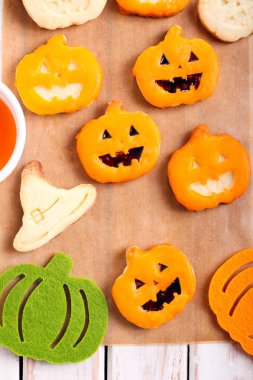 Kabak şekli halloween kurabiye 