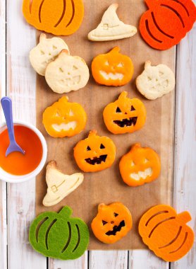 Kabak şekli halloween kurabiye 