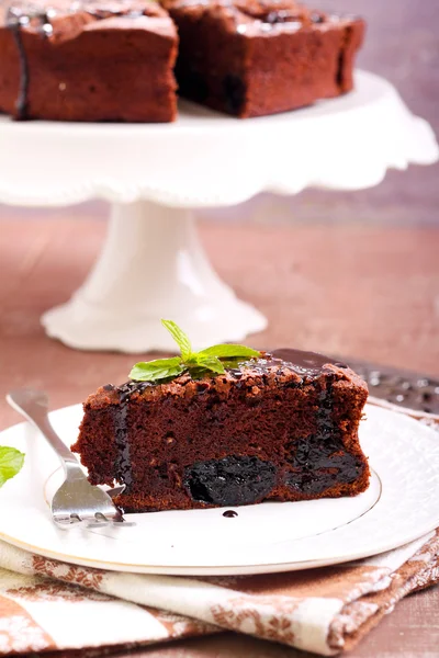 Prune and chocolate torte — Stock Photo, Image