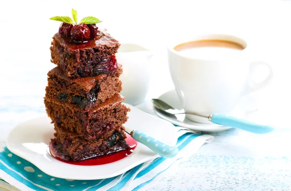 Chocolate squares — Stock Photo, Image