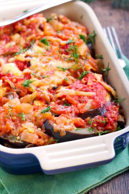 domates soslu patlıcan