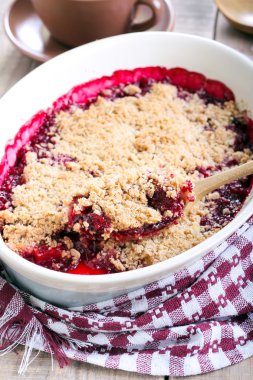 Meyve pasta parçalamak