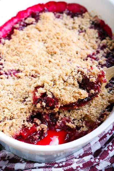 Fruit crumble cake — Stock Photo, Image