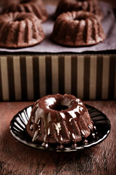 Ciasto czekoladowe bundt mini — Zdjęcie stockowe
