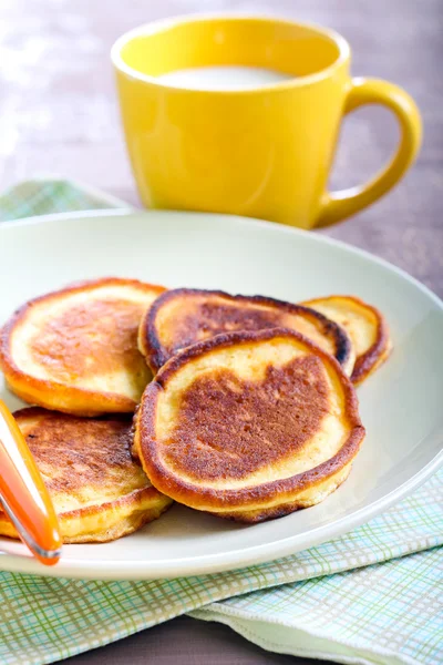 Applesauce thin pancakes — Stock Photo, Image