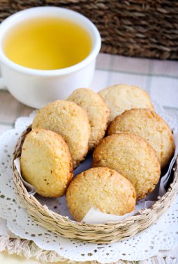 Hindistan cevizi ve Mısır unu bisküvi 