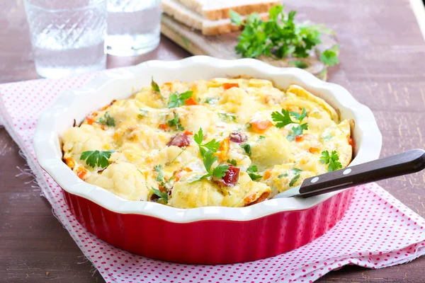 Fırında karnabahar ve sosis 