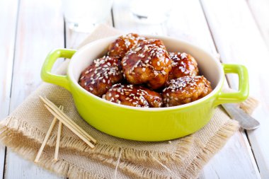 Teriyaki tavuk köfte
