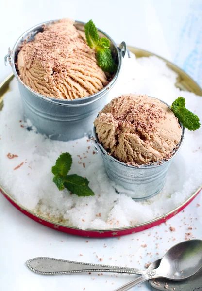 Caramel ice cream — Stock Photo, Image