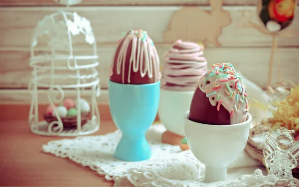 Domácí čokoládová velikonoční vejce — Stock fotografie