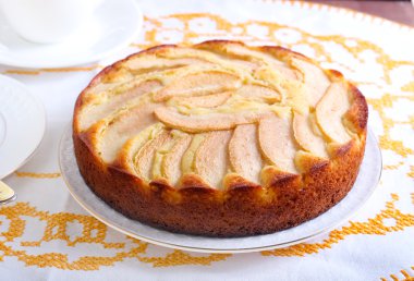 Armut dilim kek tepesinde 