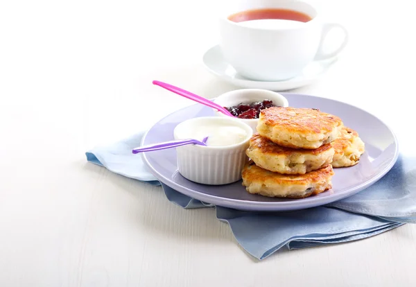 Buttermilch-Müsli-Pfannkuchen — Stockfoto