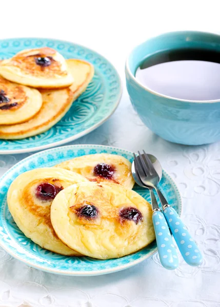 Berry pancakes — Stock Photo, Image