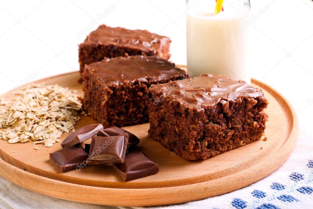 Chocolate and oatmeal bars 