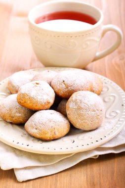 Çerezler ile krema şeker kaplı 