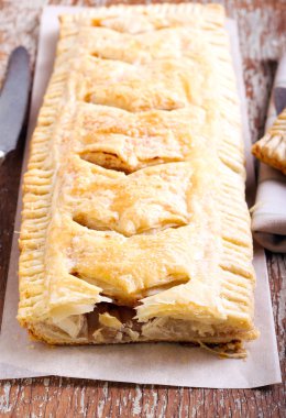 Puf böreği dikdörtgen kek