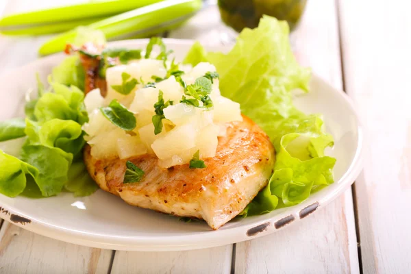 Pineapple chicken breast — Stock Photo, Image