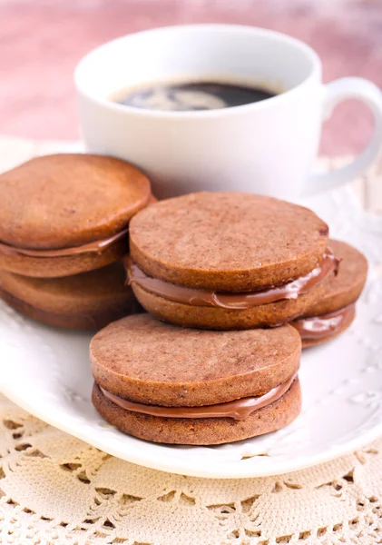 Chocolate cream sandwich biscuits — Stock Photo, Image