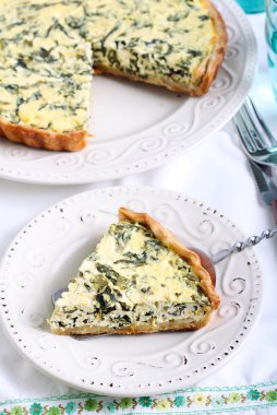 Beyaz peynirli ve ıspanaklı tart