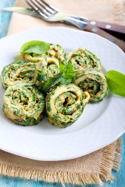 Roll up omelet 