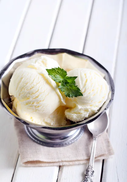 Vanille-ijs — Stockfoto