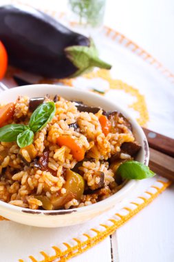 Pirinç haşlanmış sebzeler